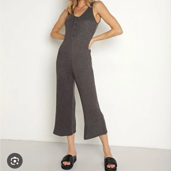 Z Supply Charcoal Ribbed Jumpsuit - Picture 2 of 7